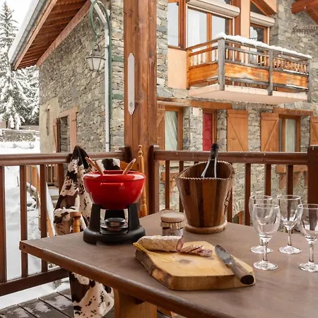 Laura Chalet Saint-Marcel (Savoie)